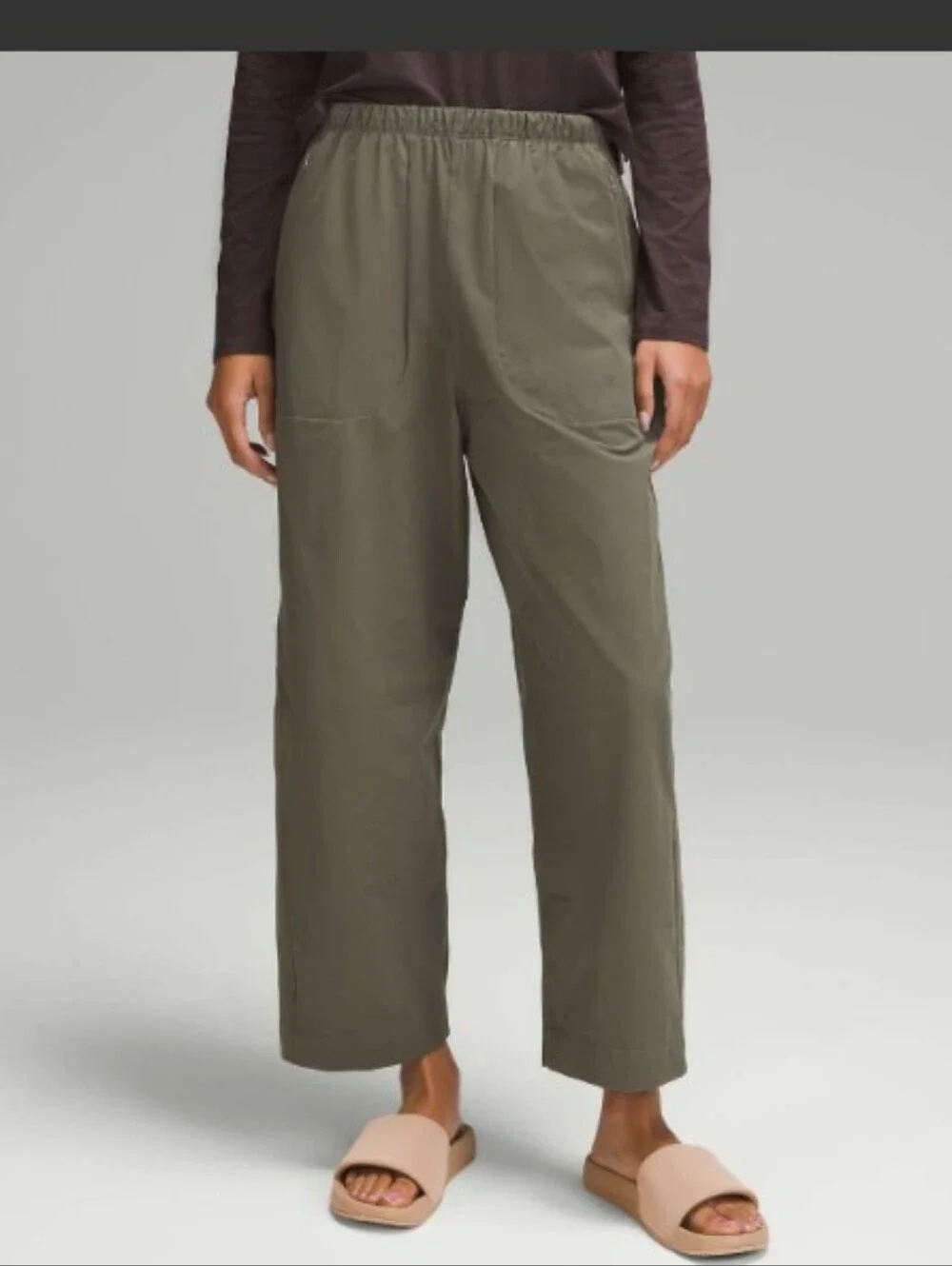 Lululemon Light Weight Barrel Leg Cropped Pants